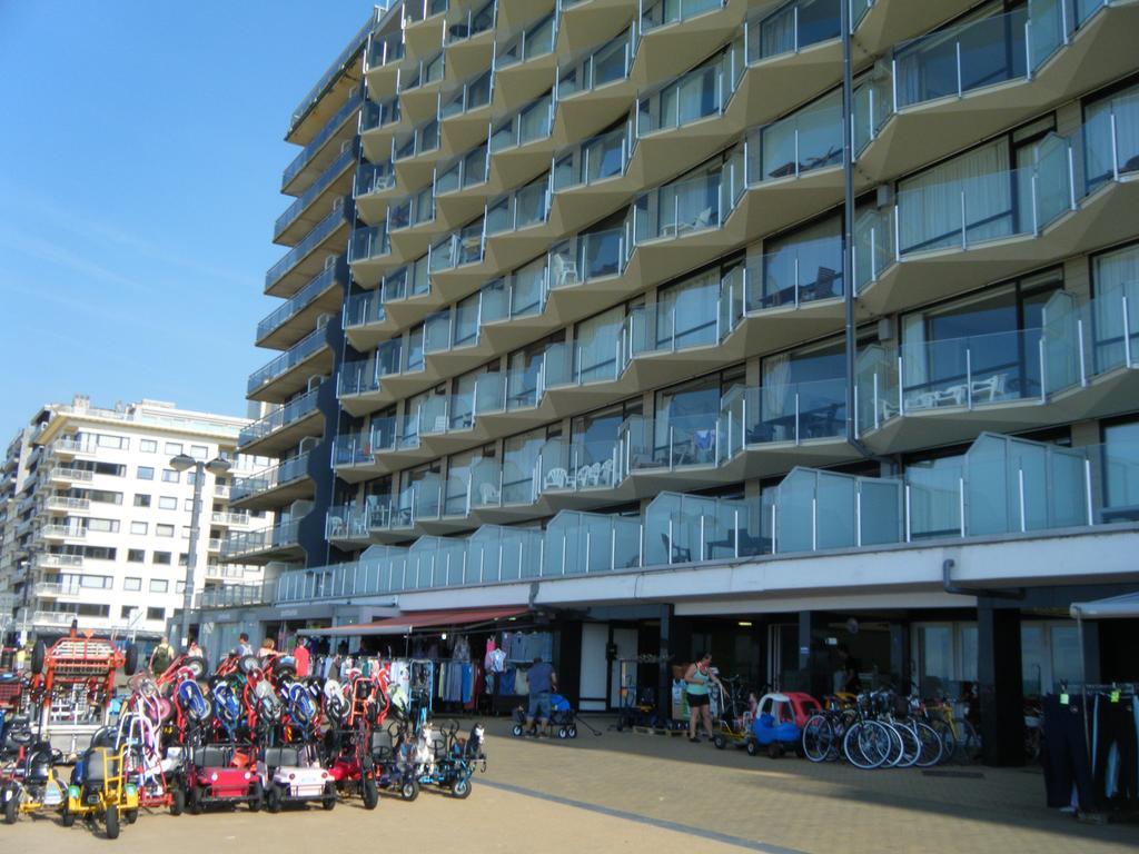 Westend Palace Appartement Westende-Bad Buitenkant foto